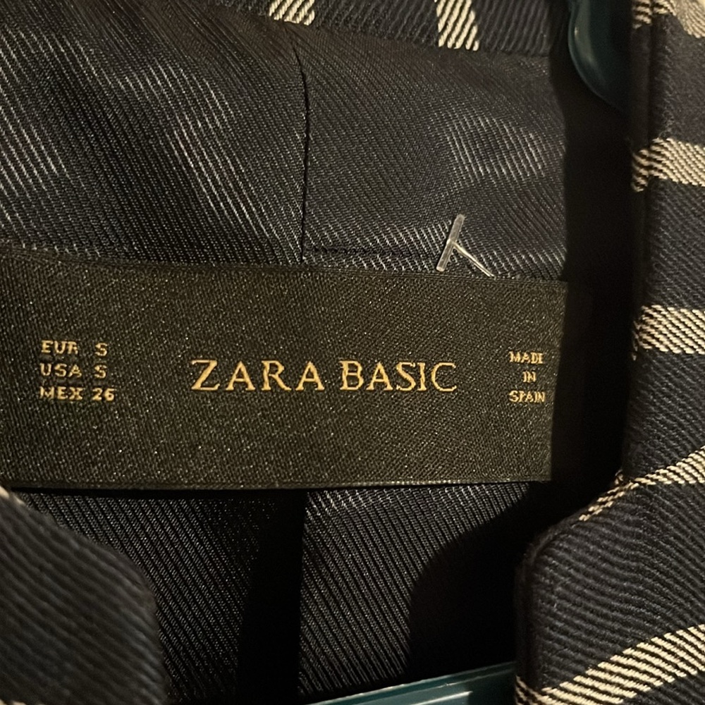 Zara Basic Blazer - image 4